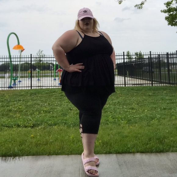 Meet your Posher, Kelly - Picture 1 of 1